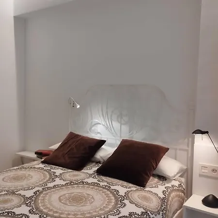 Espacioso, 4 Hab, Parking Gratis & Lic: Ebi-02928 Apartment *